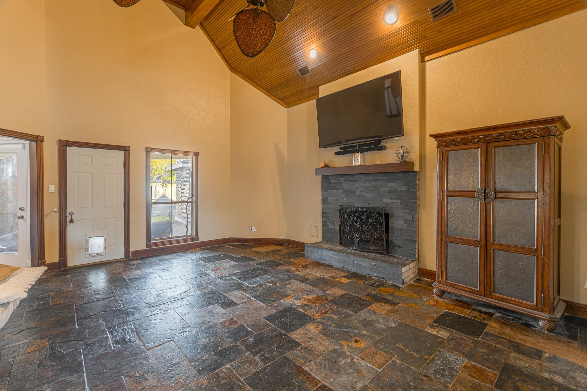 20015 Bunker Bend Court