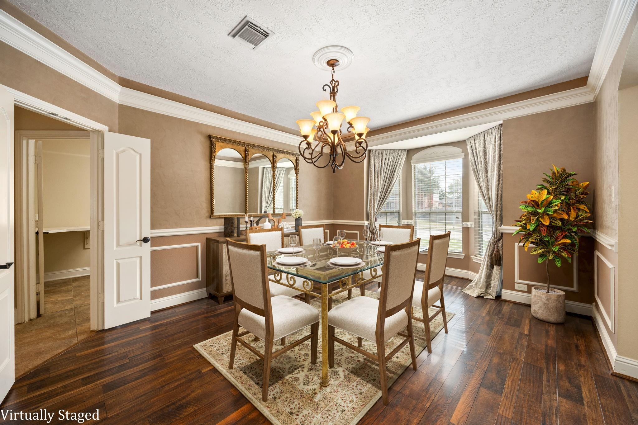 7606 Courtney Manor Lane