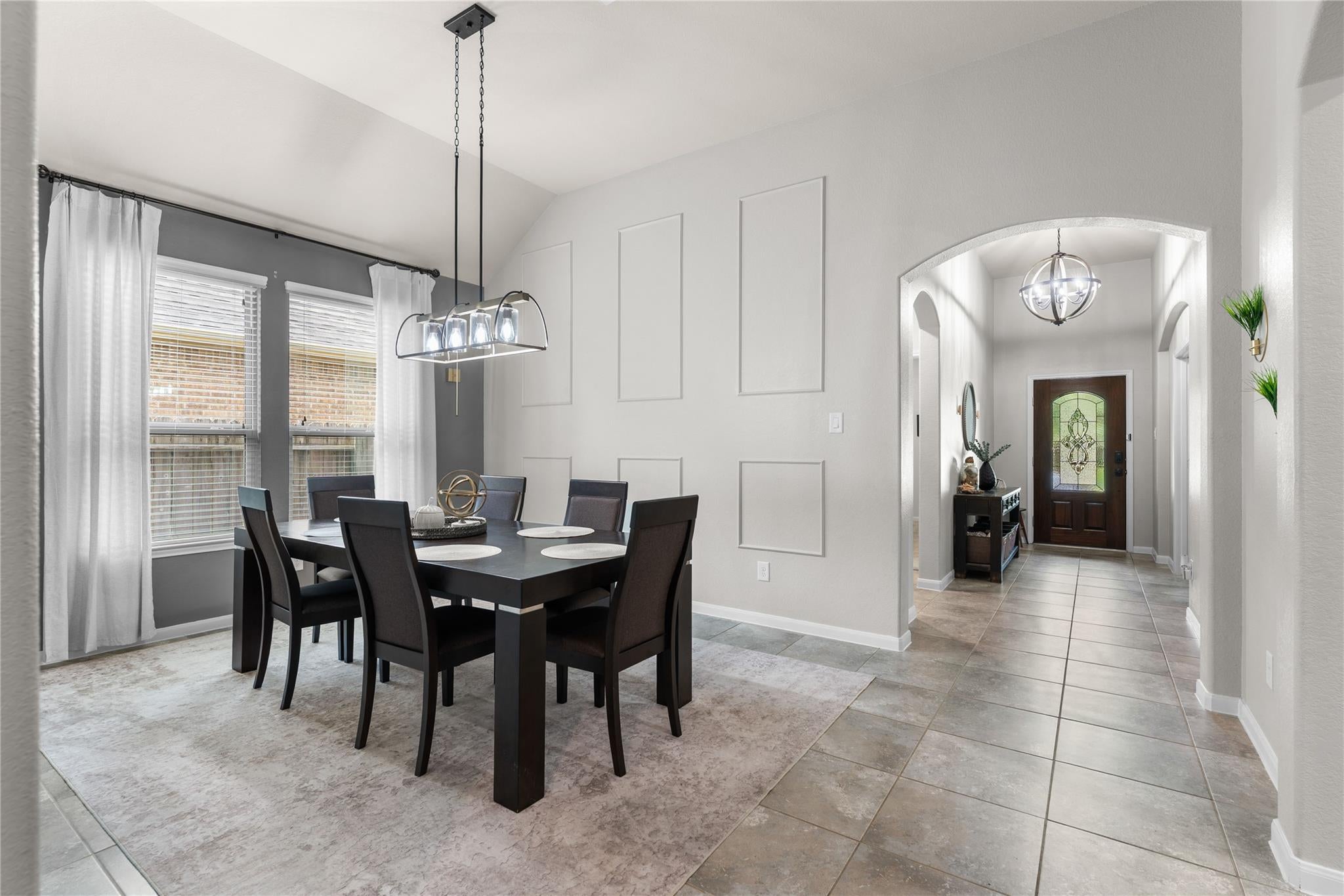 2711 Bay Laurel Lane