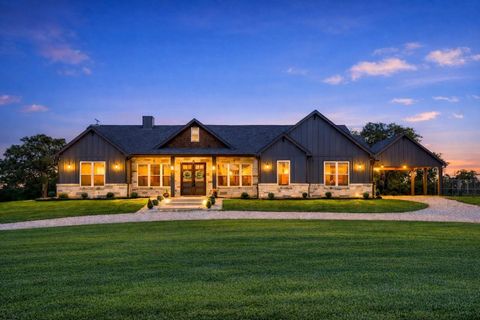 1507 Smith Rau Rd Columbus TX 78934