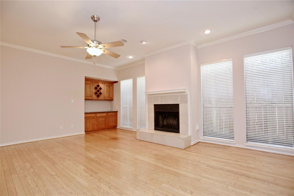 Photo of 1721 Potomac Drive #C, Houston, TX 77057 (MLS # 82147335)