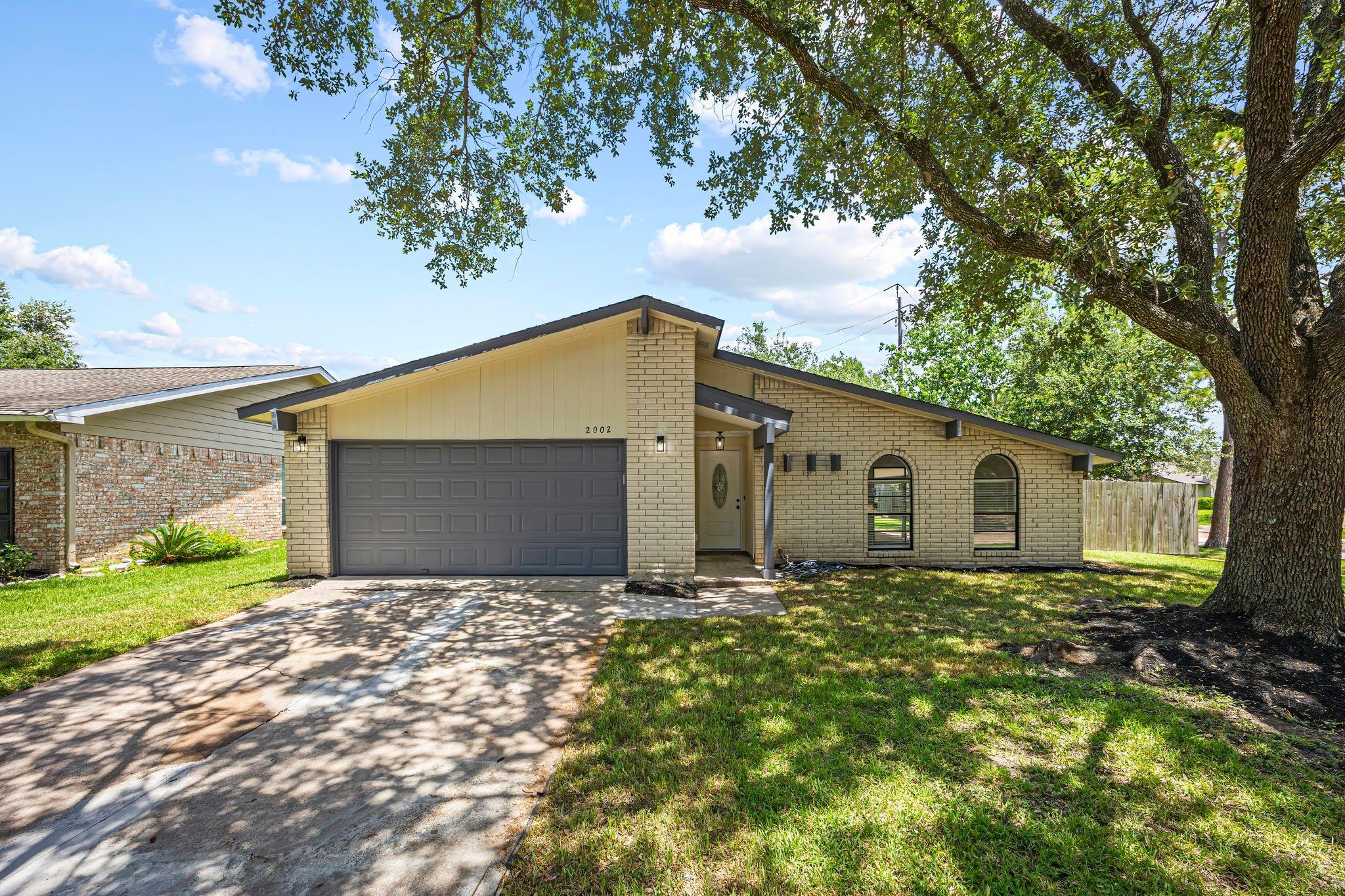 2002 Eastfield Circle
