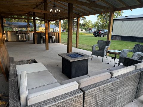 Homes For Sale - 277 Lucy<br/> Livingston, TX 77351