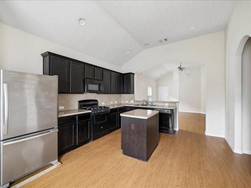 Photo of 7534 Abbey Point Lane, Houston, TX 77049 (MLS # 95091385)