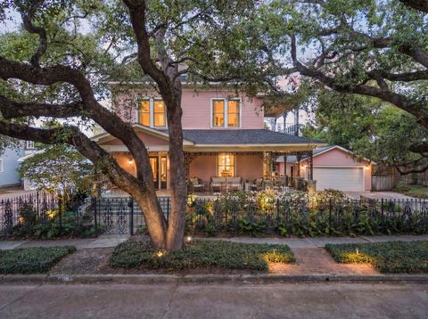 Photo of 411 Bayland Avenue, Houston, TX 77009 (MLS # 97512116)