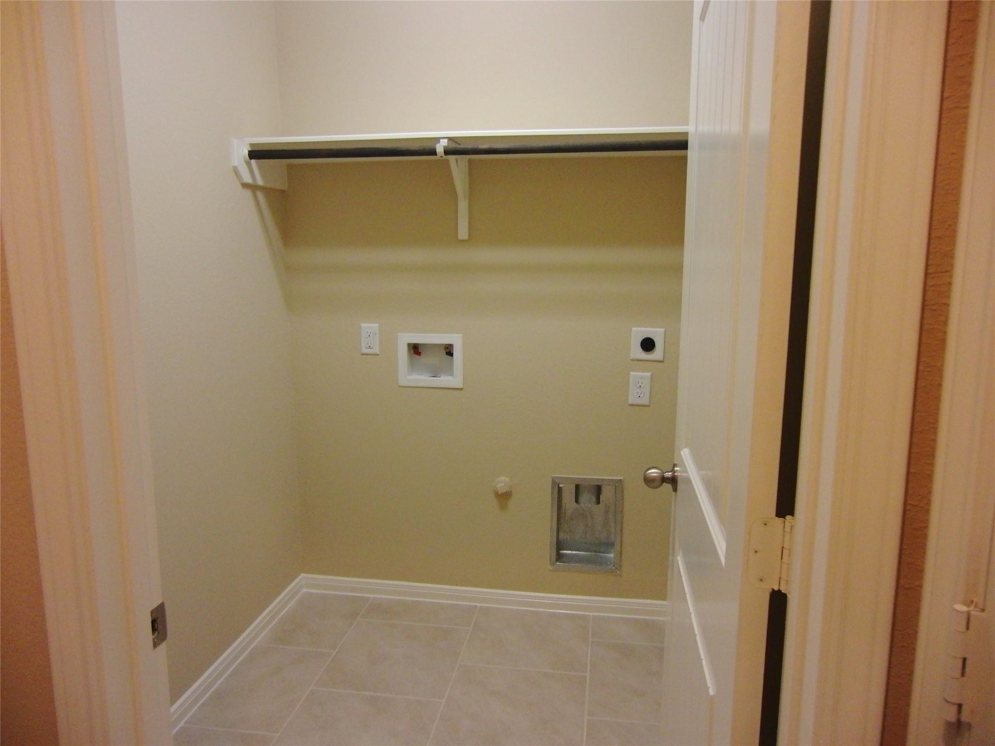 5507 Claymore Meadow Lane
