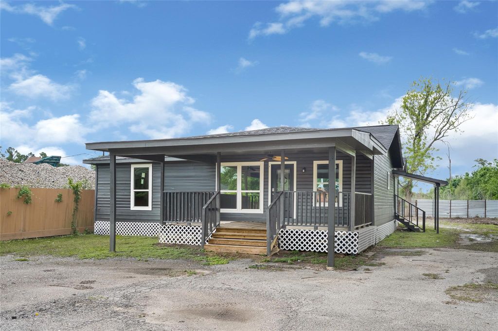 Photo of 2631 Mansfield Street, Houston, TX 77091 (MLS # 47858681)