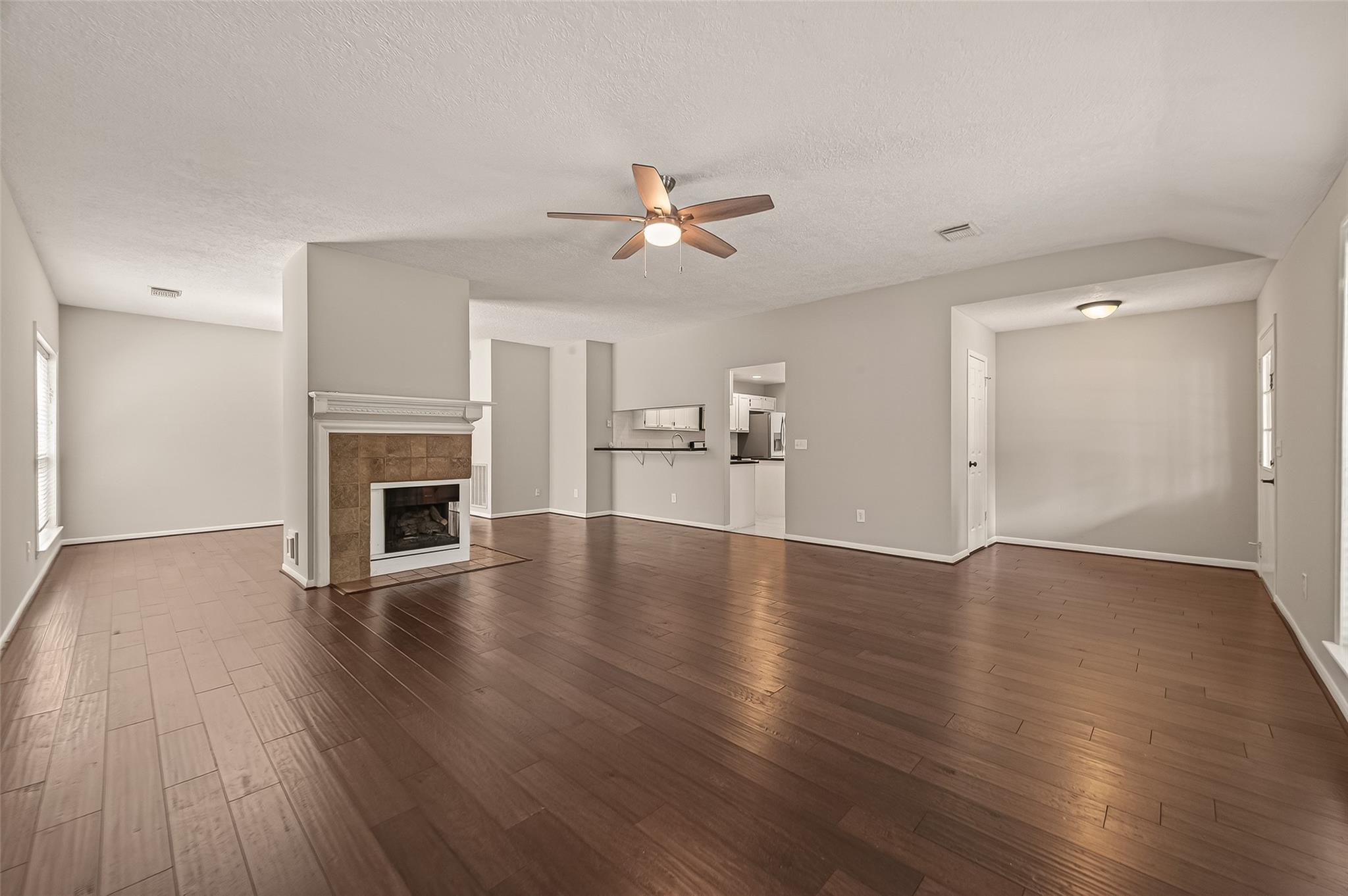 27 Lush Meadow Place