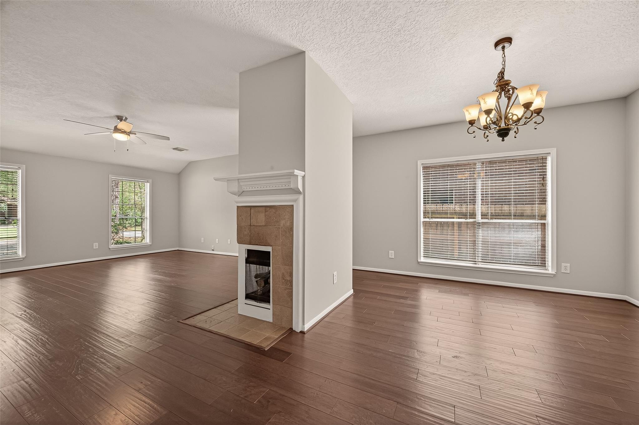 27 Lush Meadow Place