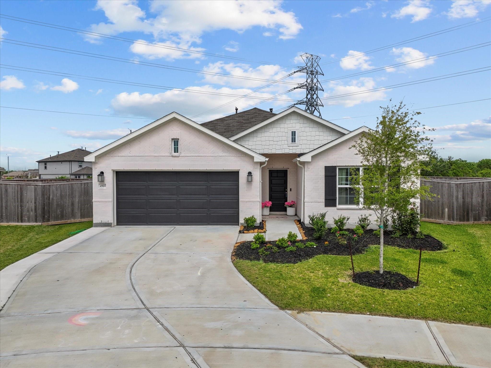 4901 Perennial Lane