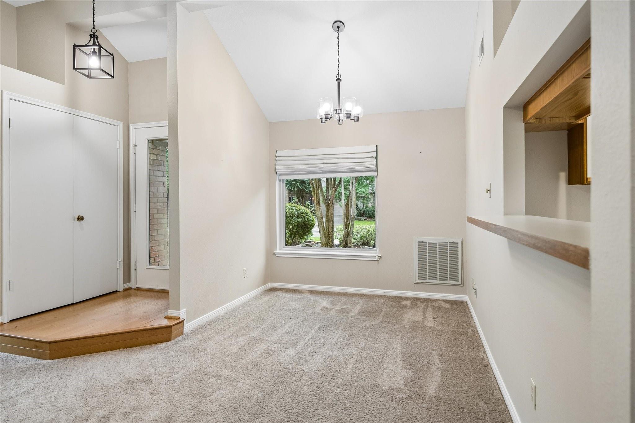 46 Lakeridge Drive