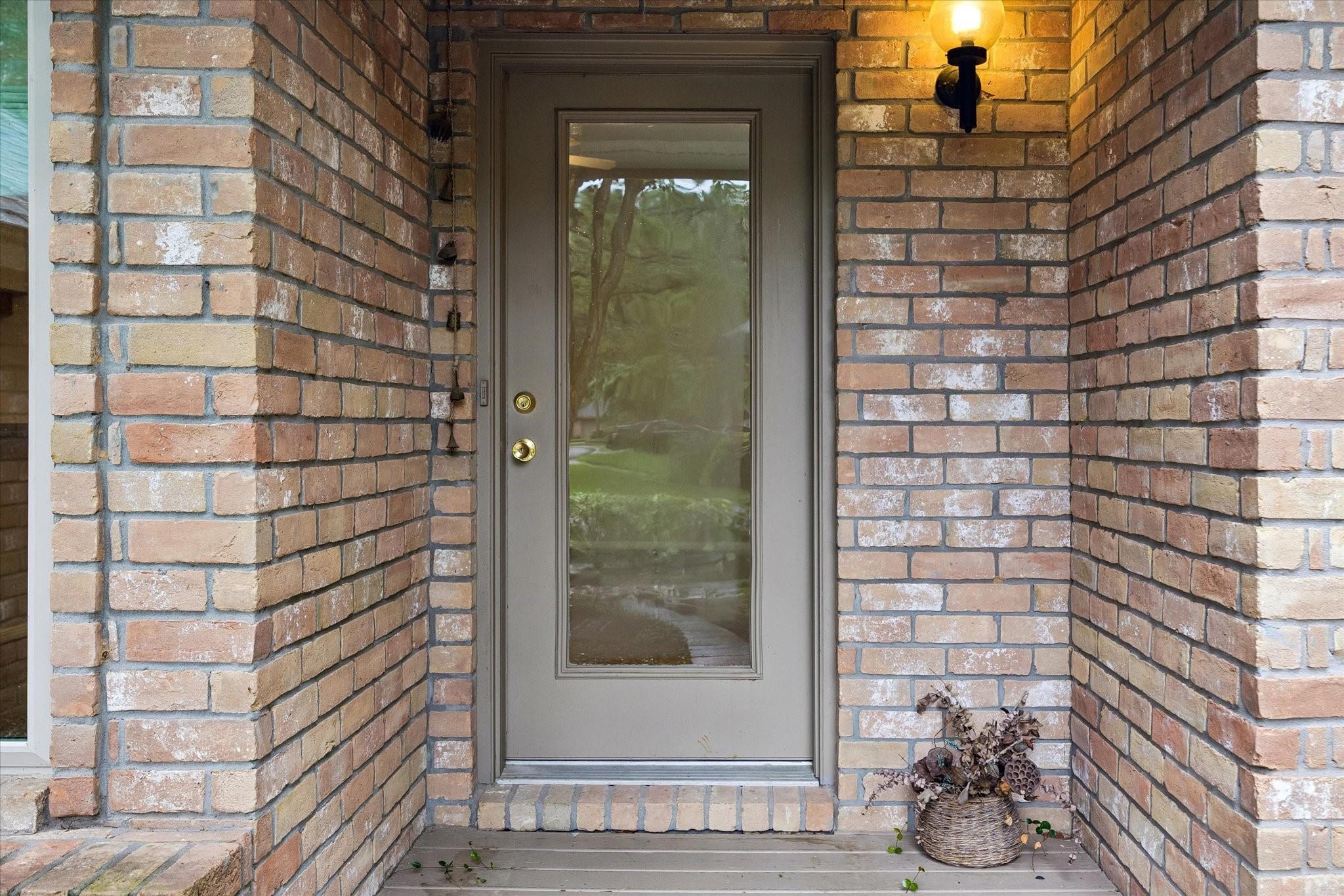 46 Lakeridge Drive