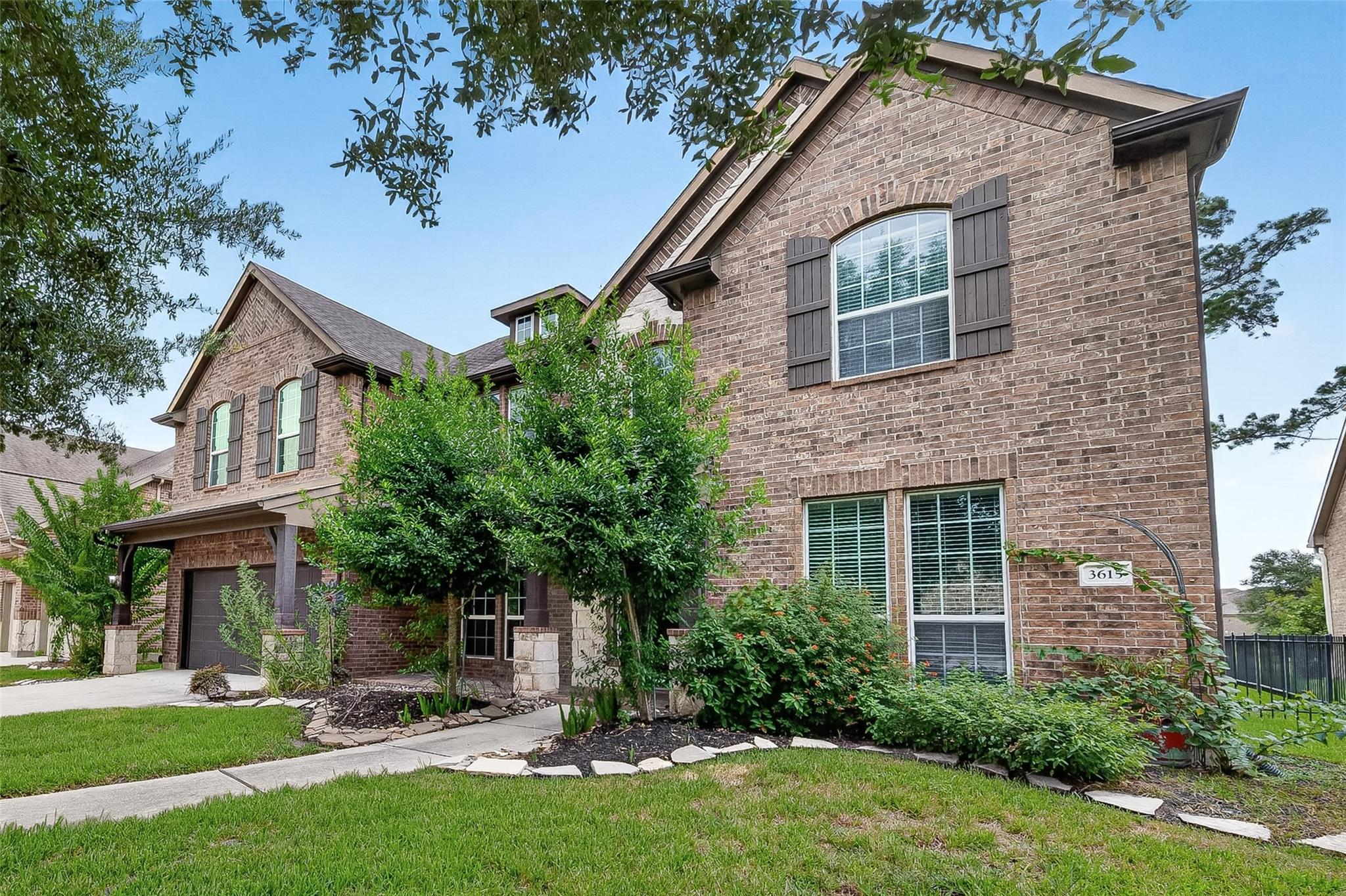 3615 Blushing Hollow Drive