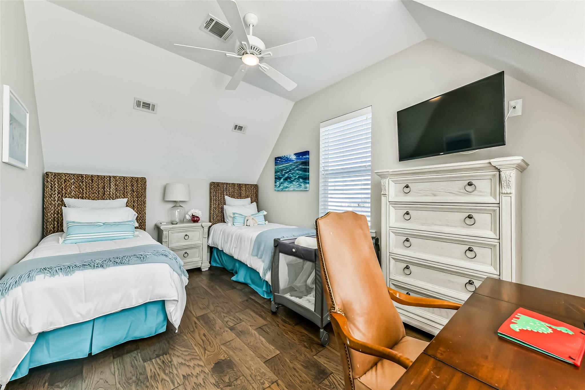 Galveston, Texas, 77554, United States, 4 Bedrooms Bedrooms, ,4 BathroomsBathrooms,Residential,Active,2021313