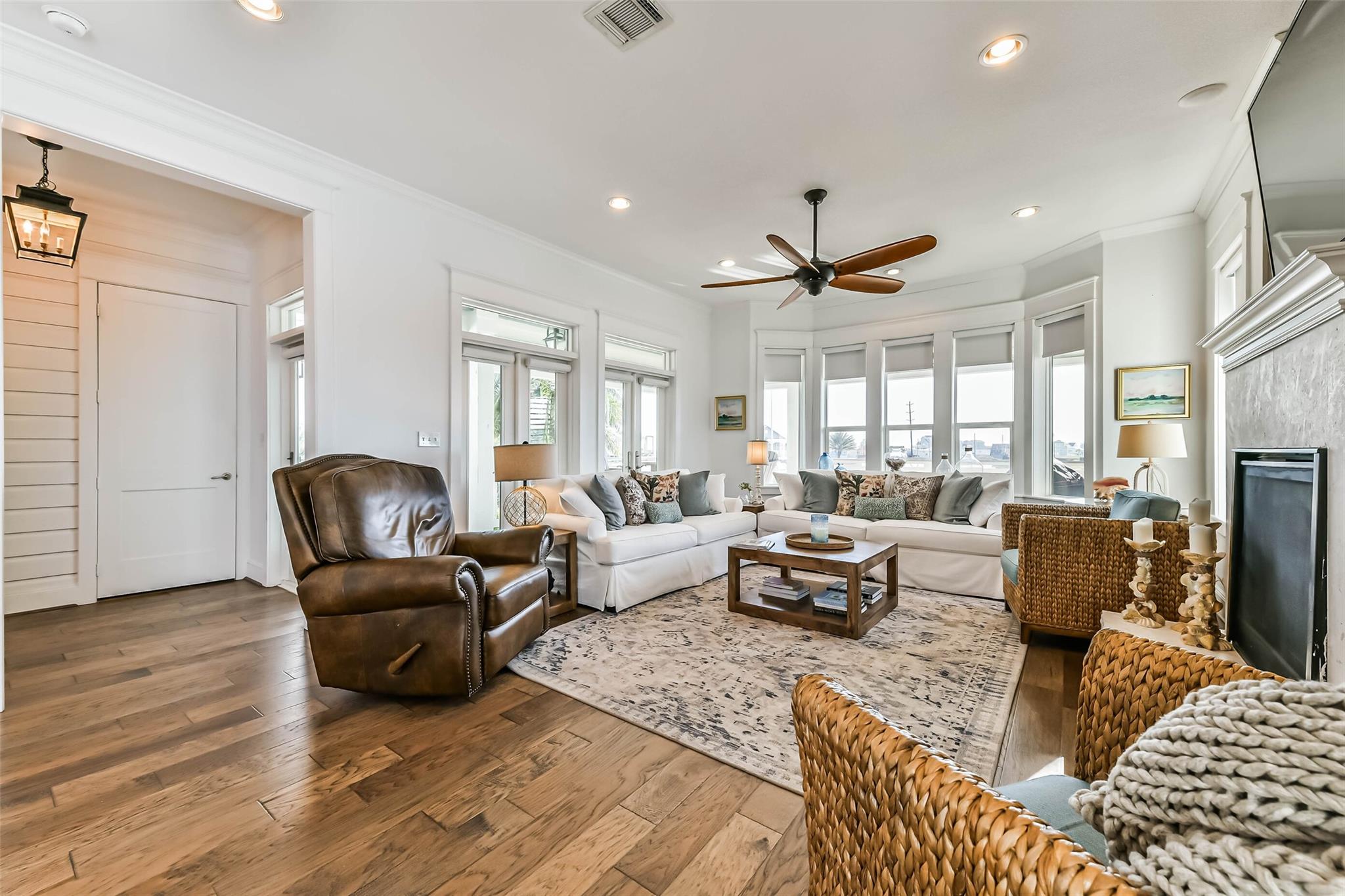 Galveston, Texas, 77554, United States, 4 Bedrooms Bedrooms, ,4 BathroomsBathrooms,Residential,Active,2021313