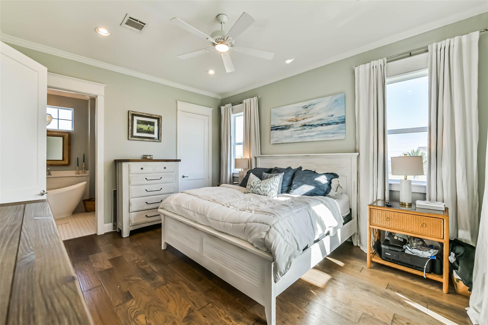 Galveston, Texas, 77554, United States, 4 Bedrooms Bedrooms, ,4 BathroomsBathrooms,Residential,Active,2021313