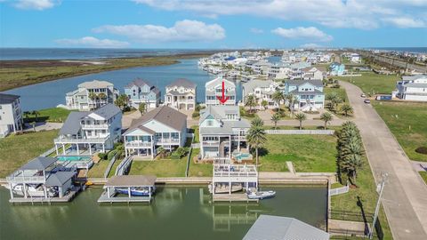 Photo of 4118 Sand Hill Court, Galveston, TX 77554 (MLS # 58395827)