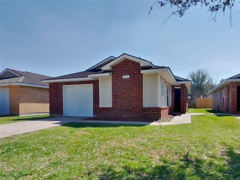 Photo of 3215 Kelling Street, Houston, TX 77045 (MLS # 11525544)