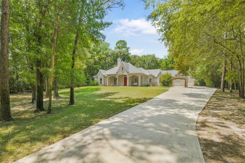 Photo of 4046 Highland Pass, Montgomery, TX 77316 (MLS # 98574282)