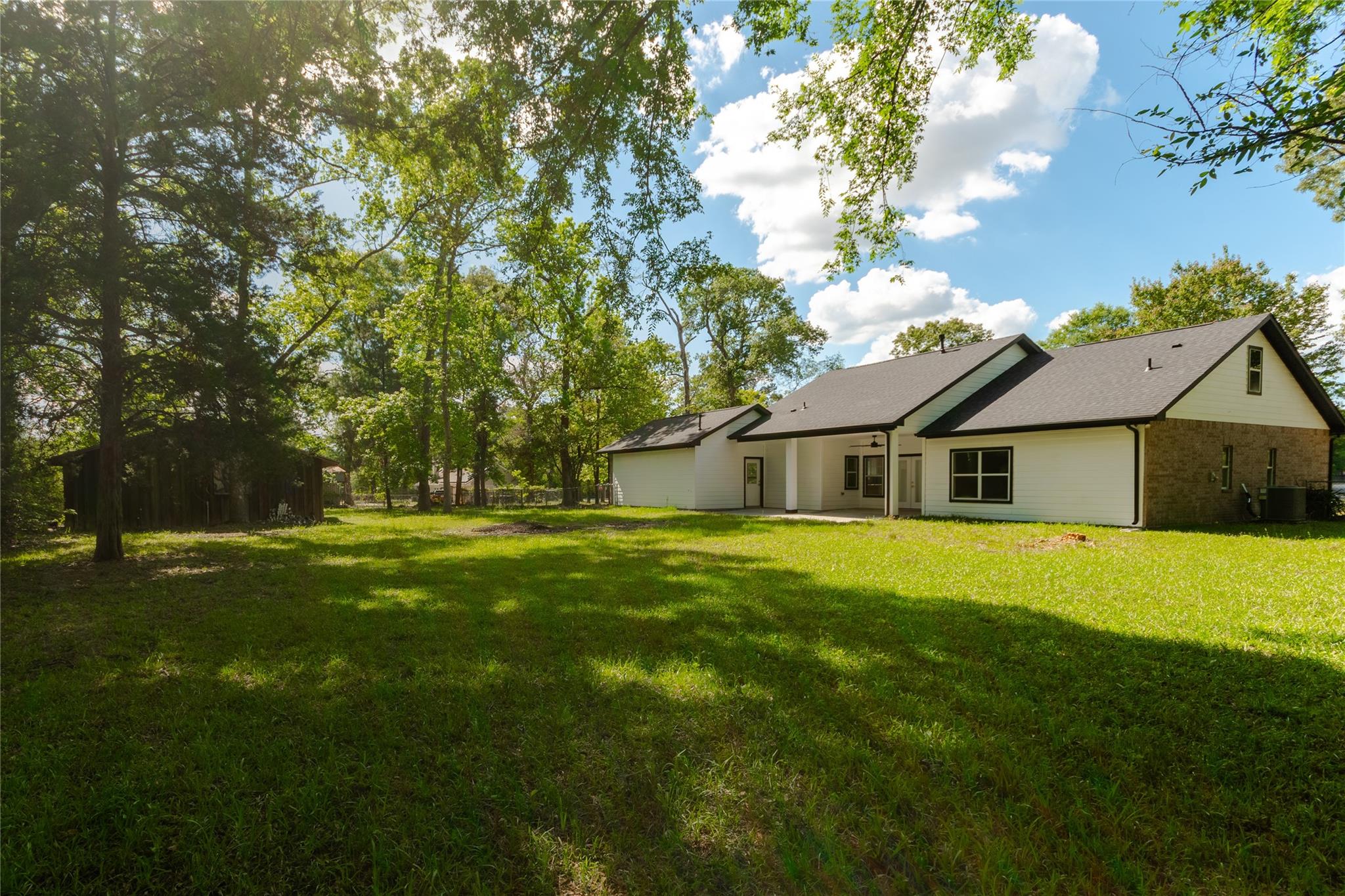 1608 Southern Oaks Drive