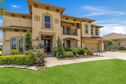 Photo of 13330 Arbor Villa Lane, Houston, TX 77044 (MLS # 49353928)