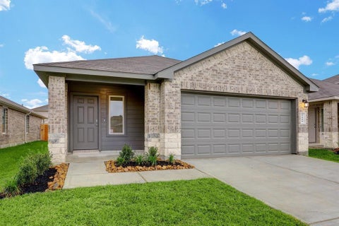 Homes For Rent - 5446 Creekstone Rise Lane<br/> Spring, TX 77373