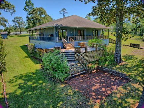 Photo of 203 Whispering Pine PNES, Burkeville, TX 75932 (MLS # 78494281)