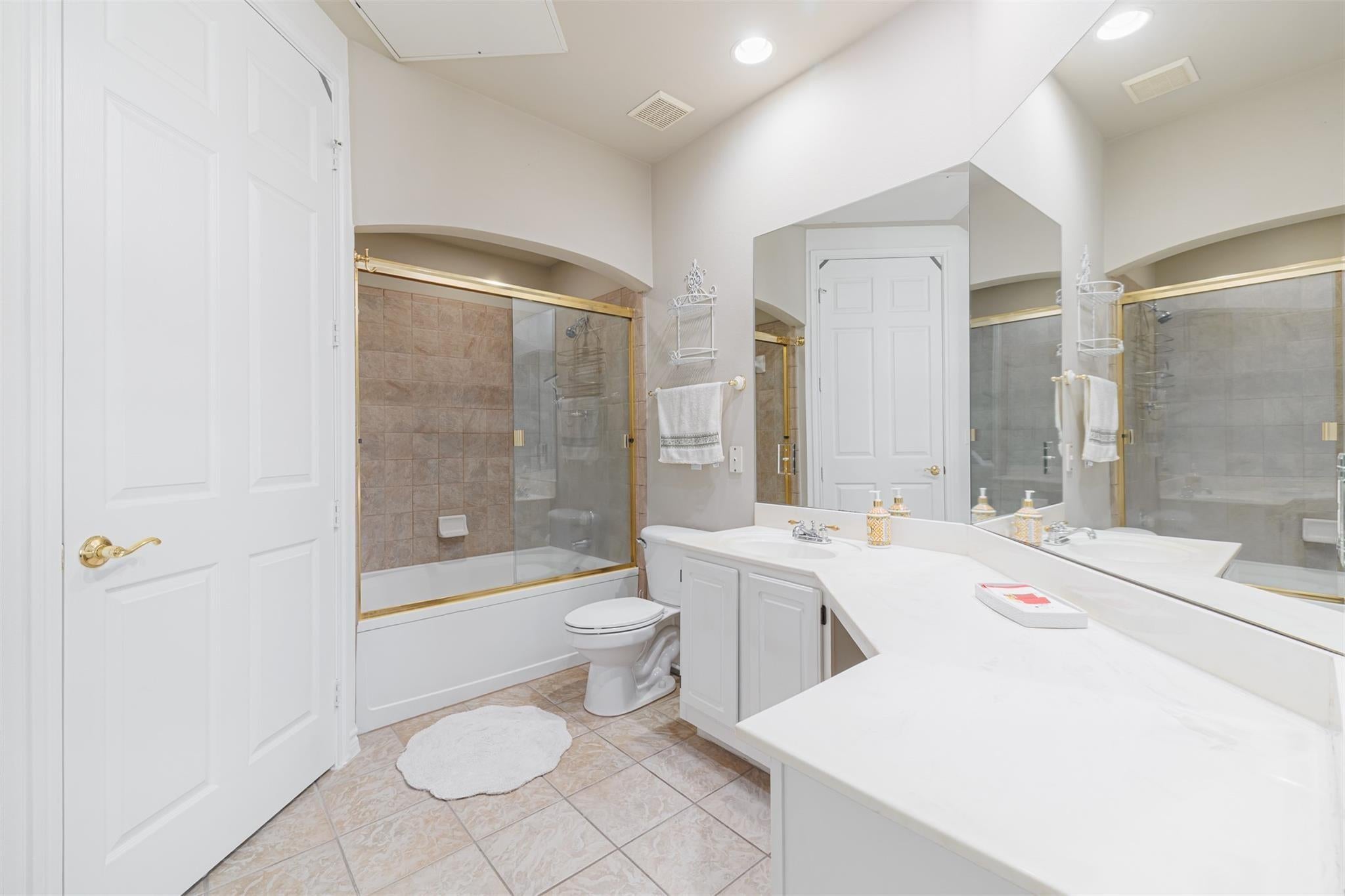2400 Mccue Road 242
