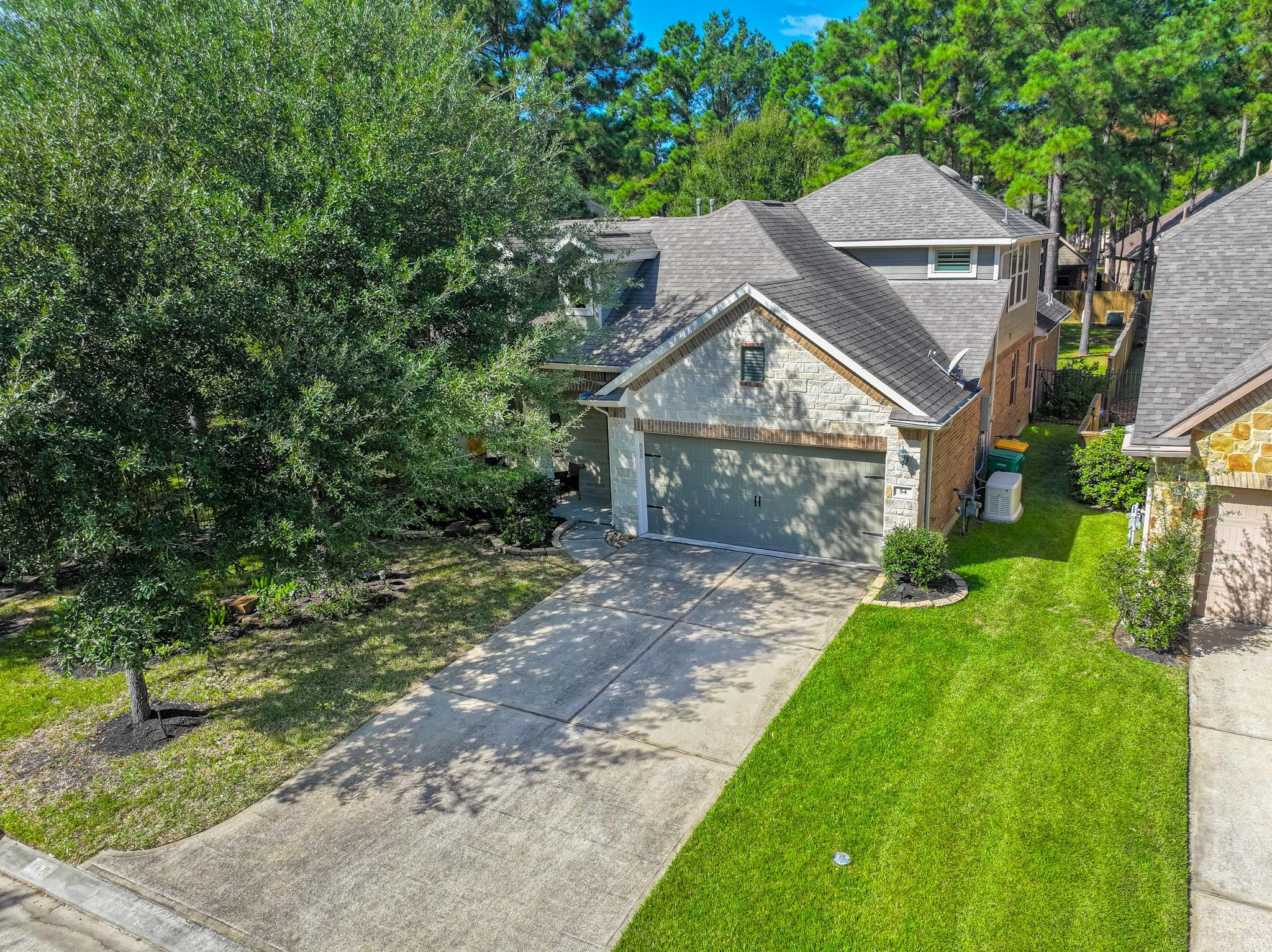 54 W Wolf Cabin Circle