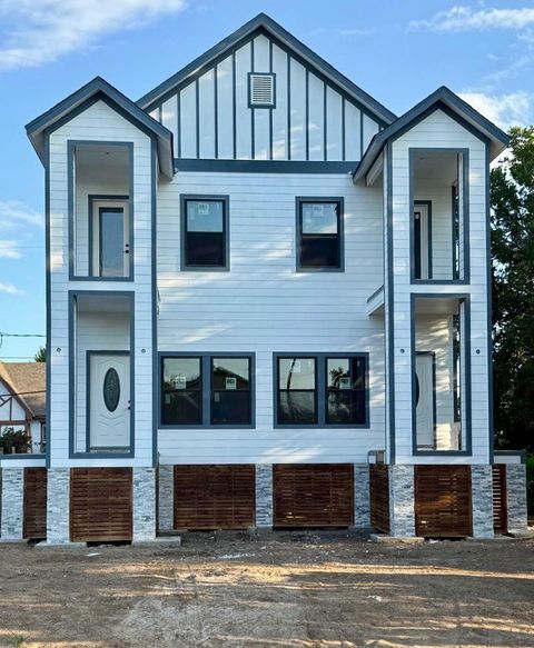 Photo of 5226 Ricky Street Street, Houston, TX 77033 (MLS # 44698442)