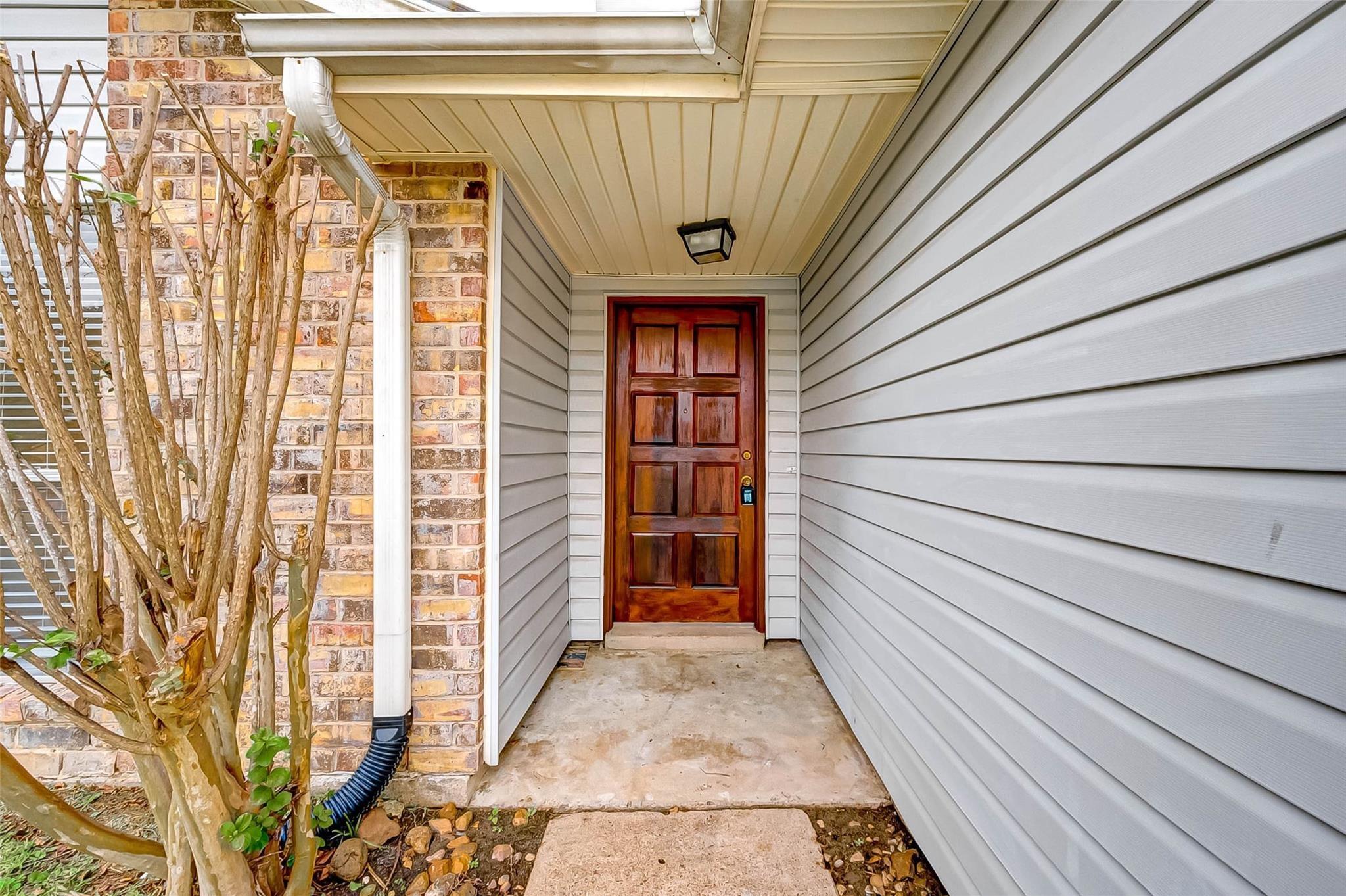718 Beechbend Drive