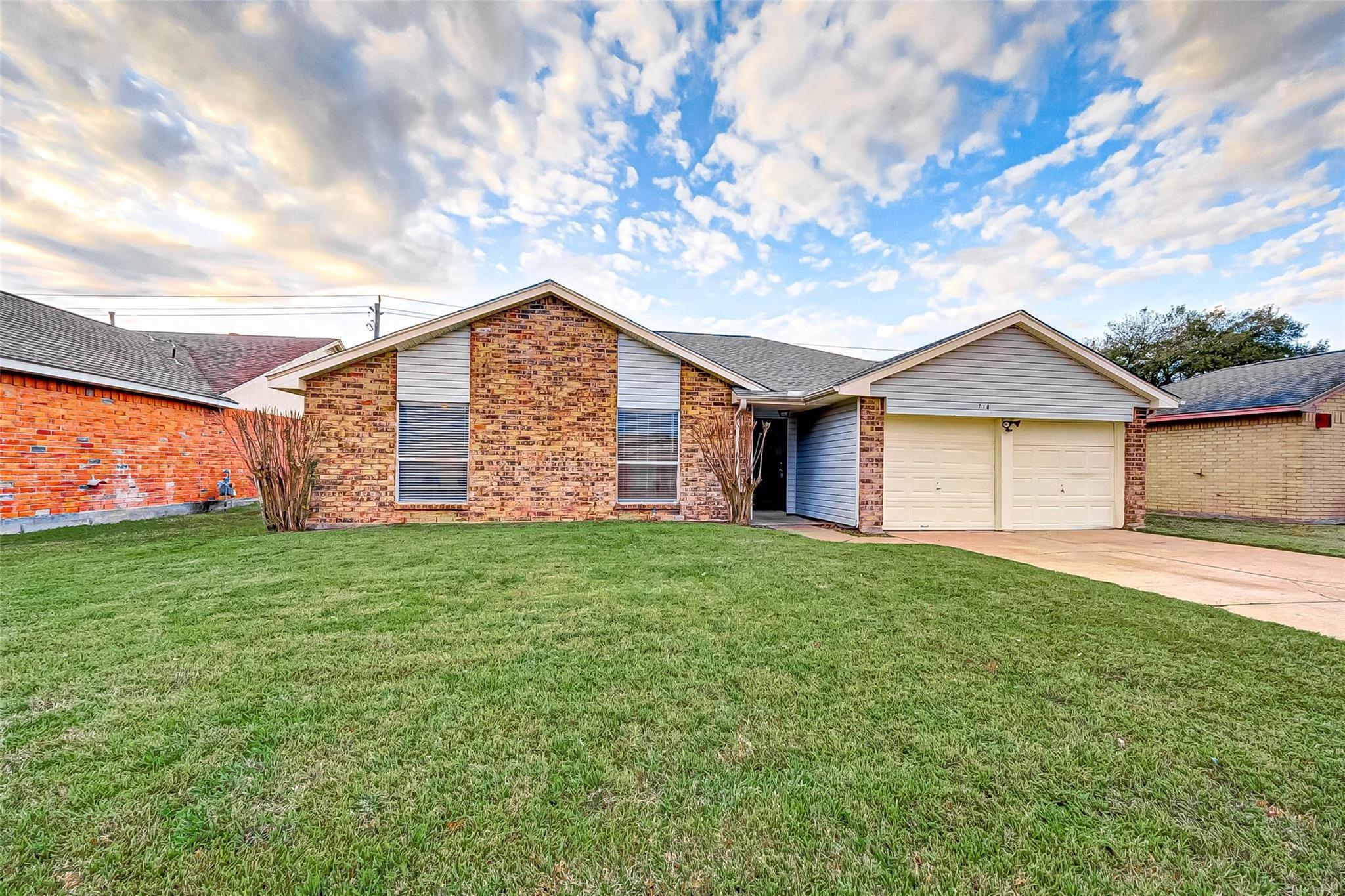 718 Beechbend Drive