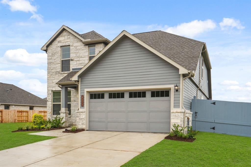 8414 Red Shiner Way