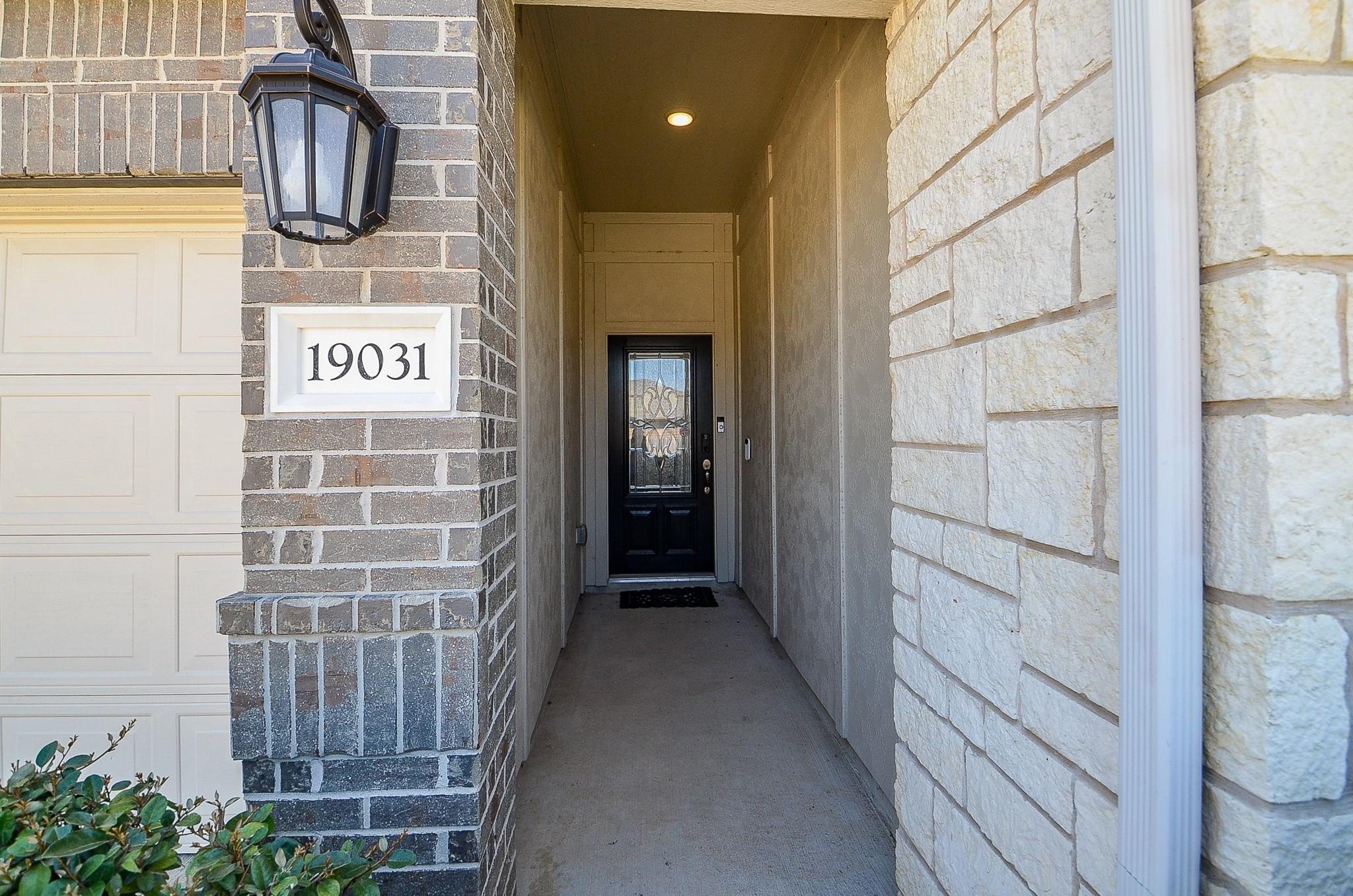 19031 Fulvetta Haven Way