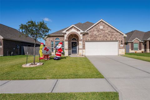 Photo of 14143 Medina Drive, Baytown, TX 77523 (MLS # 32479353)