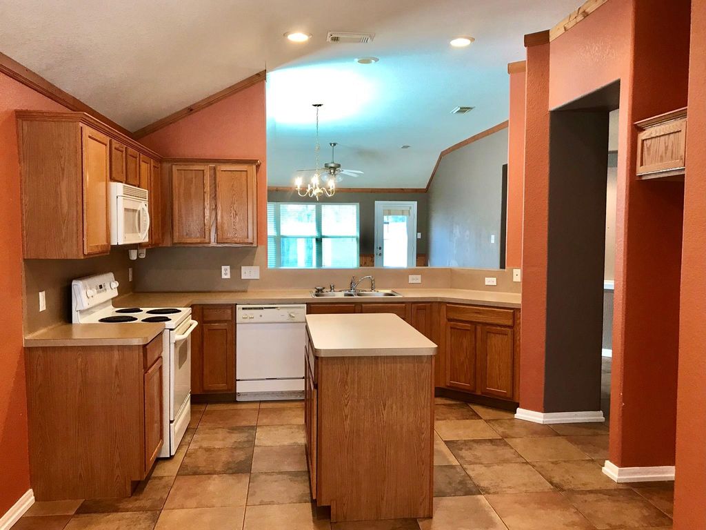 Photo of 13003 Bramford Point Lane, Houston, TX 77070 (MLS # 72208701)