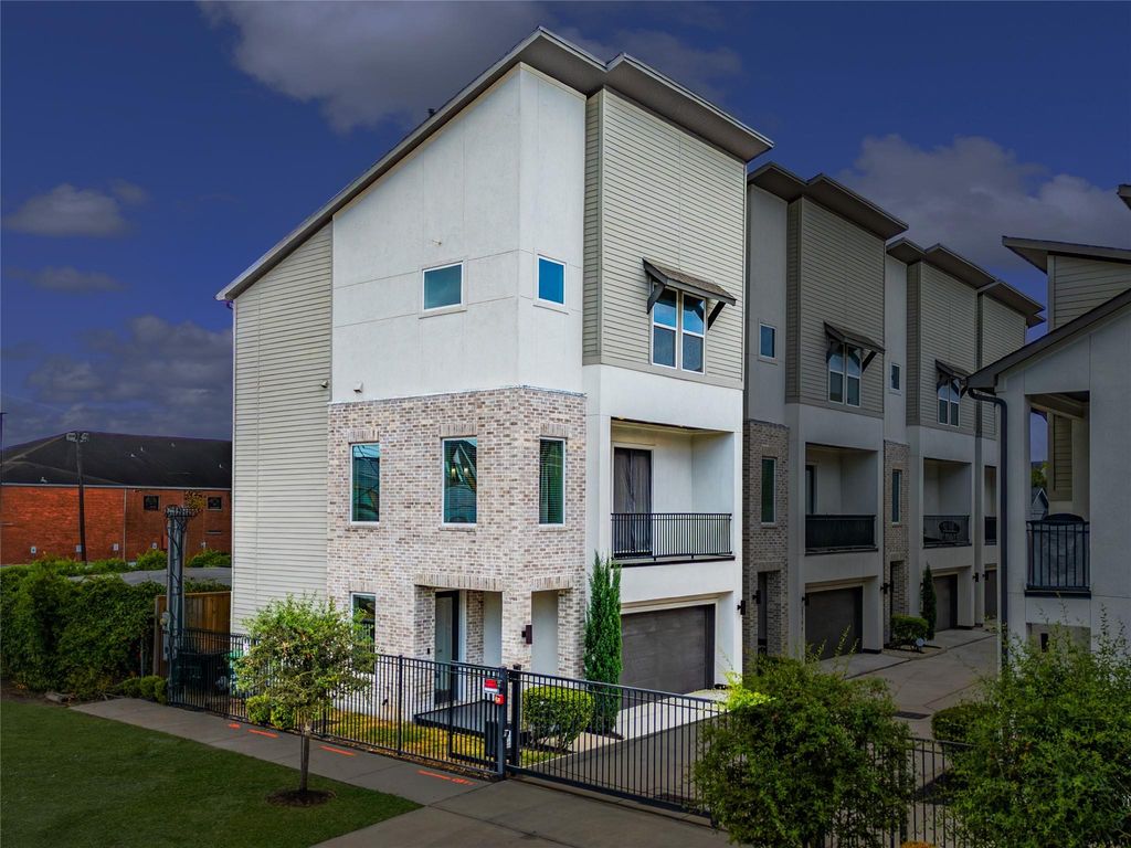 Photo of 2510 Tuam Street #G, Houston, TX 77004 (MLS # 6428779)