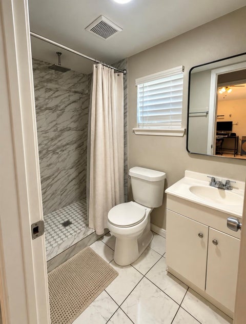 Tiny photo for 1013 Bennington Street, Houston, TX 77022 (MLS # 33157864)