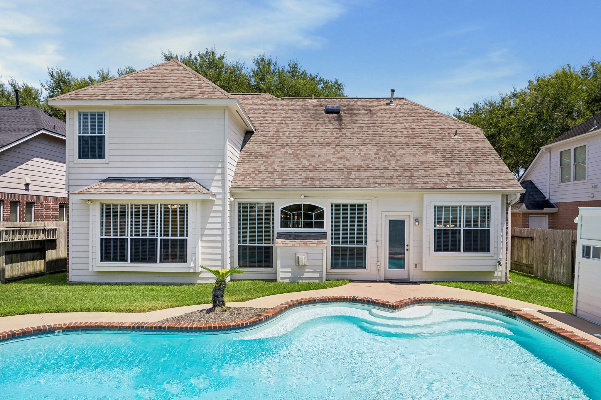 2843 Five Oaks Drive
