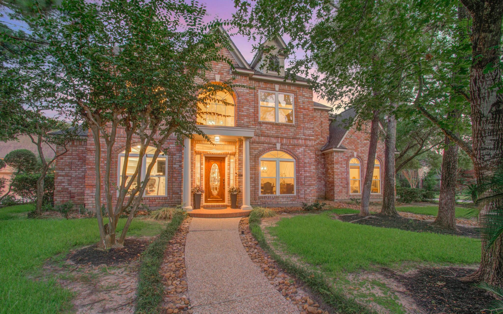 2 English Glade Court