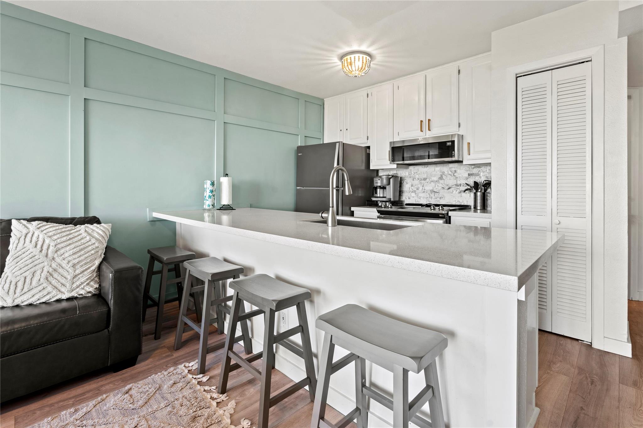 9520 Seawall Boulevard 315