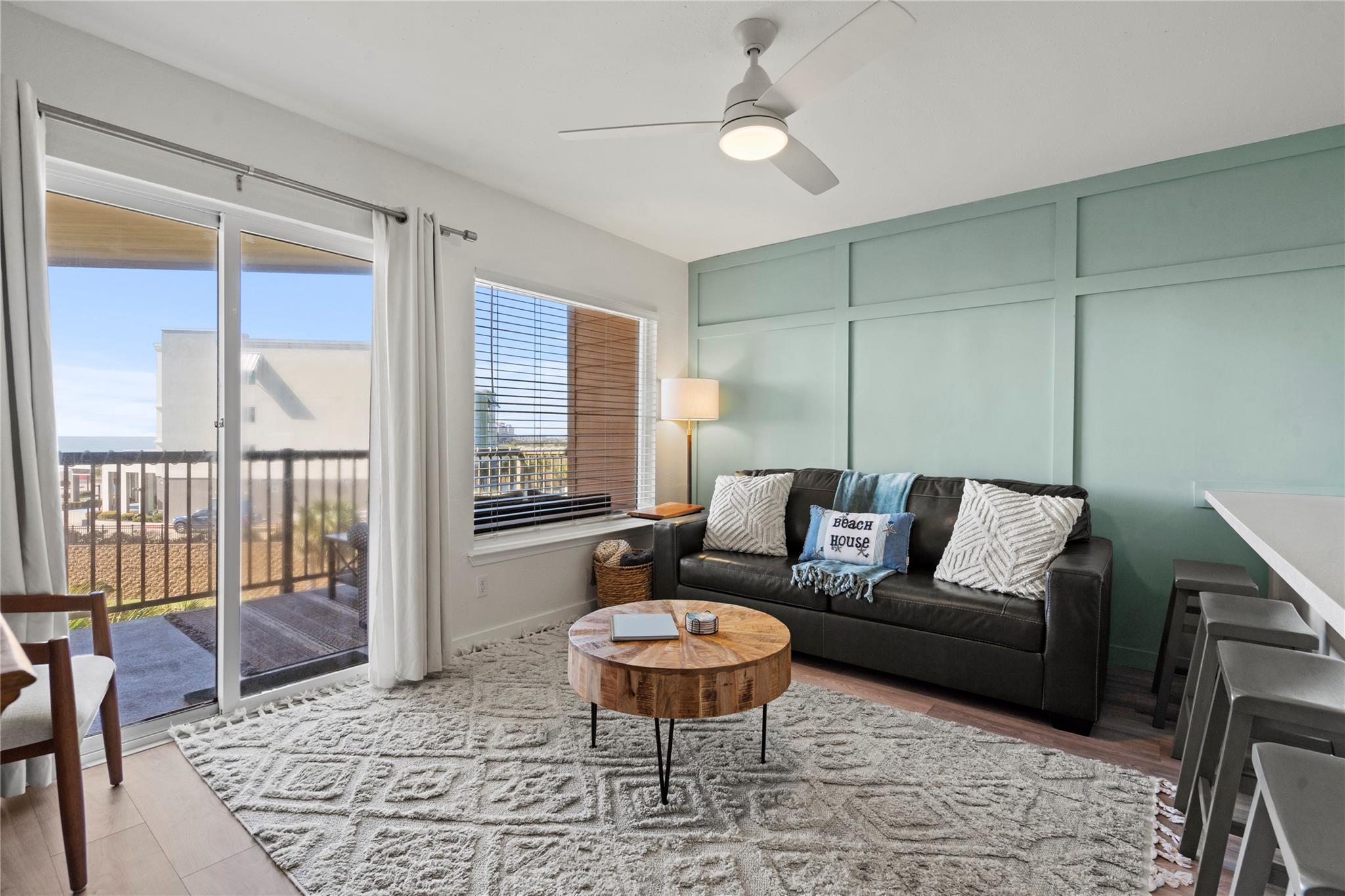 9520 Seawall Boulevard 315
