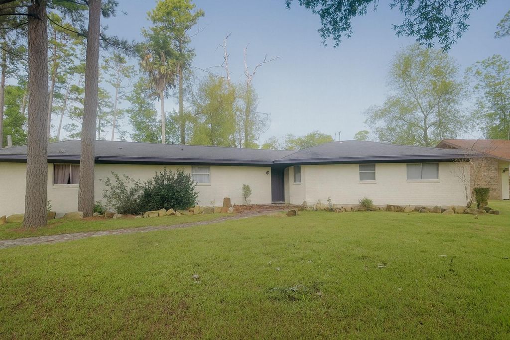 Photo of 203 Loon River Drive, Huffman, TX 77336 (MLS # 71647298)