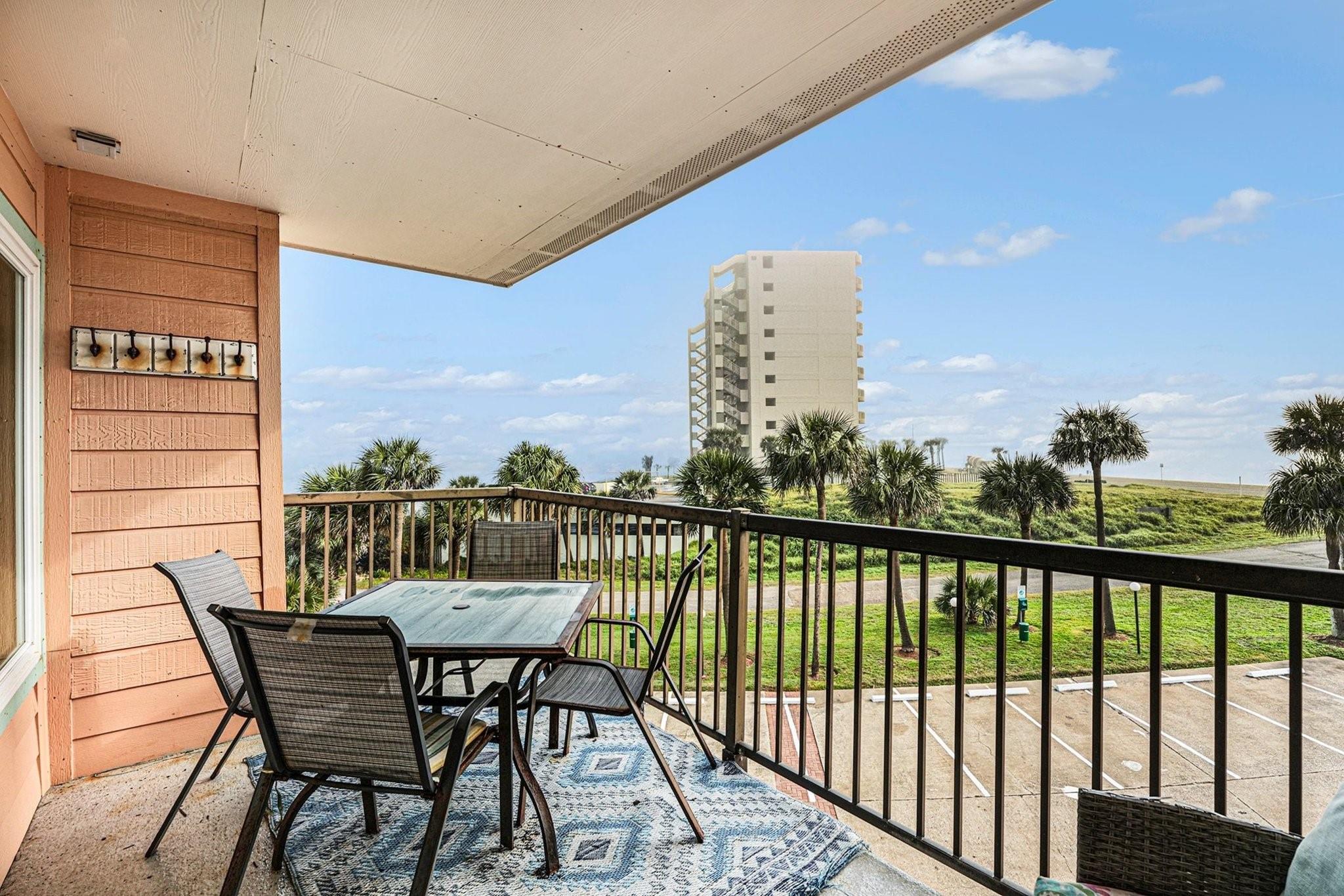 9520 Seawall Boulevard 214
