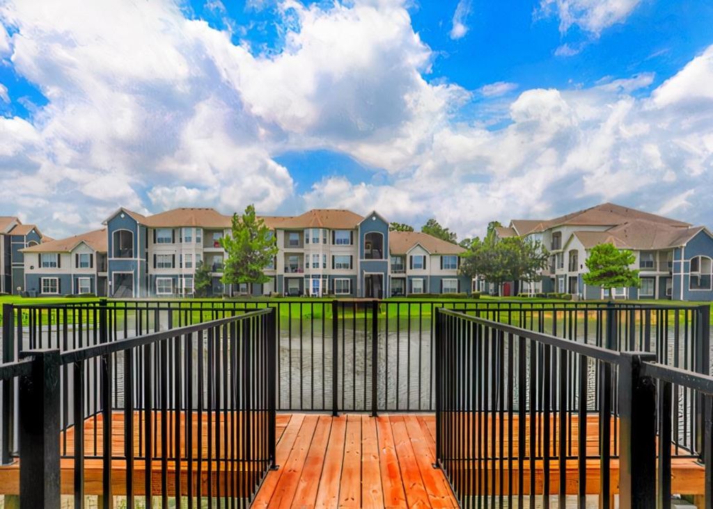 Photo of 17111 Hafer Road #936, Houston, TX 77090 (MLS # 33291887)