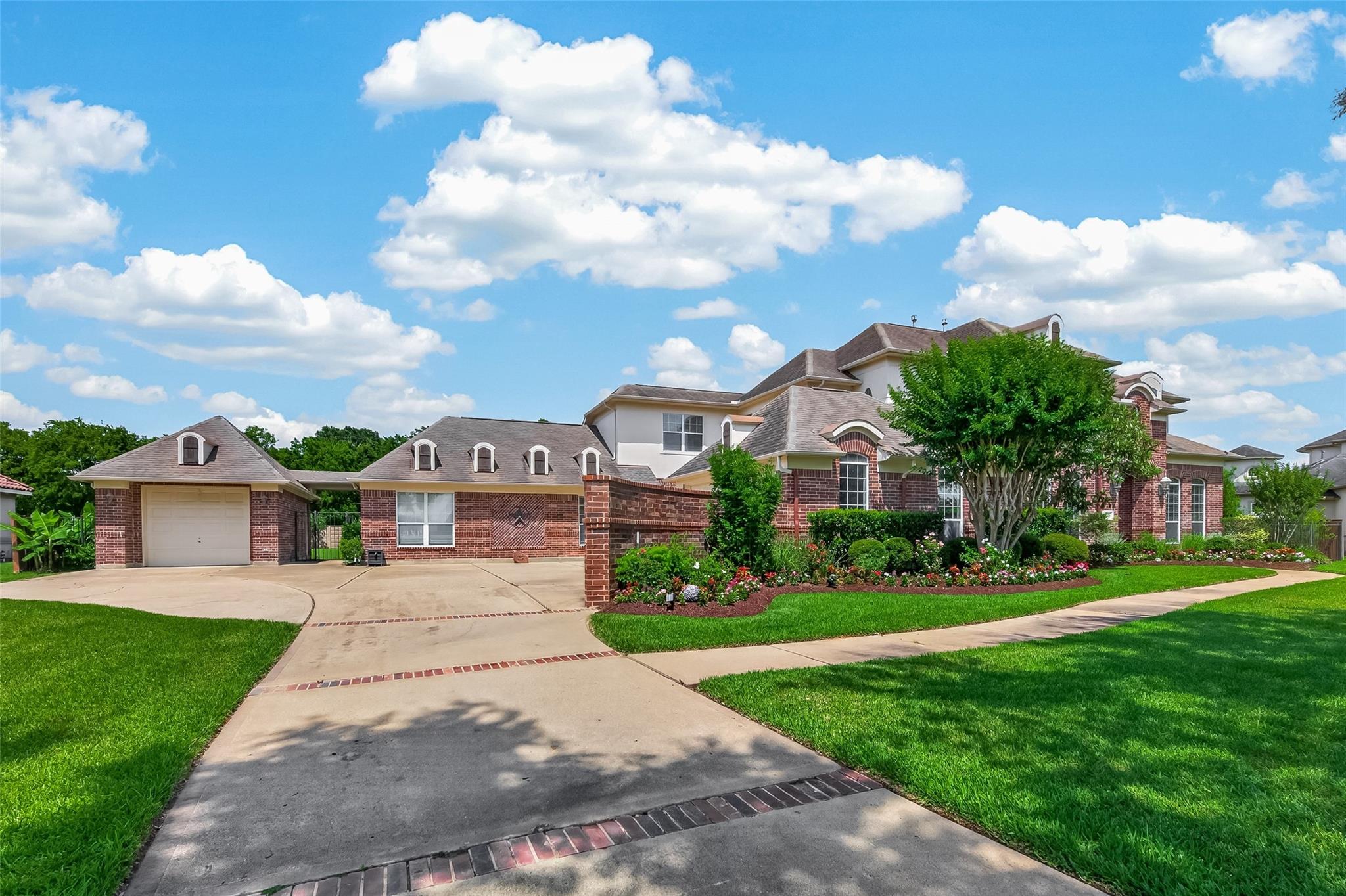 2319 Braer Ridge Drive