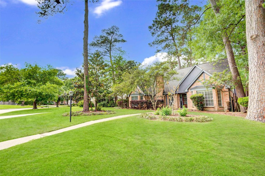 Photo of 6206 Rippling Hollow Drive, Spring, TX 77379 (MLS # 44265556)