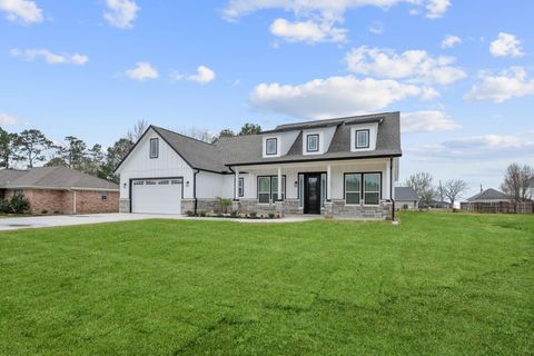 Photo of 284 Chuck Wagon, Livingston, TX 77351 (MLS # 88802593)