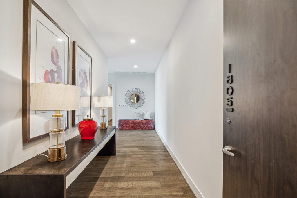 Photo of 1711 Allen Parkway #1805, Houston, TX 77019 (MLS # 87716495)