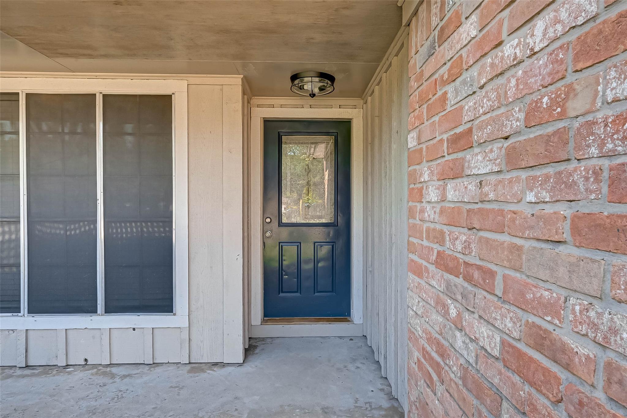 1406 Pinecroft Drive